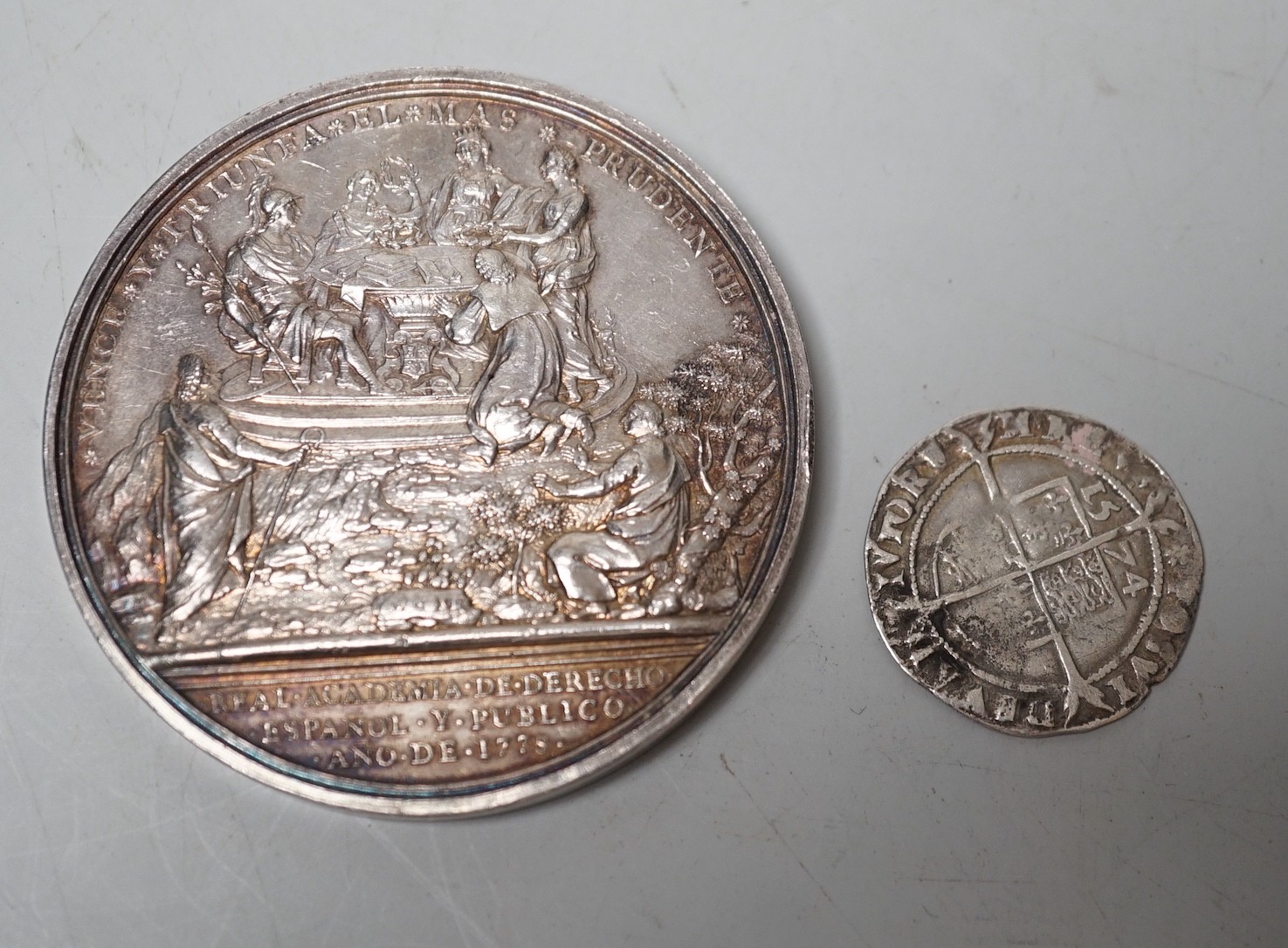 Charles III of Spain silver commemorative medal 1778. - Carlos III. Premio de la Real Academia de Derecho Español y Público. (MHE. 365) (RAH. 312-314) (Ruiz Trapero 95) (V. 51) (V.Q. 14126) (Villena 139), 59 mm and an El